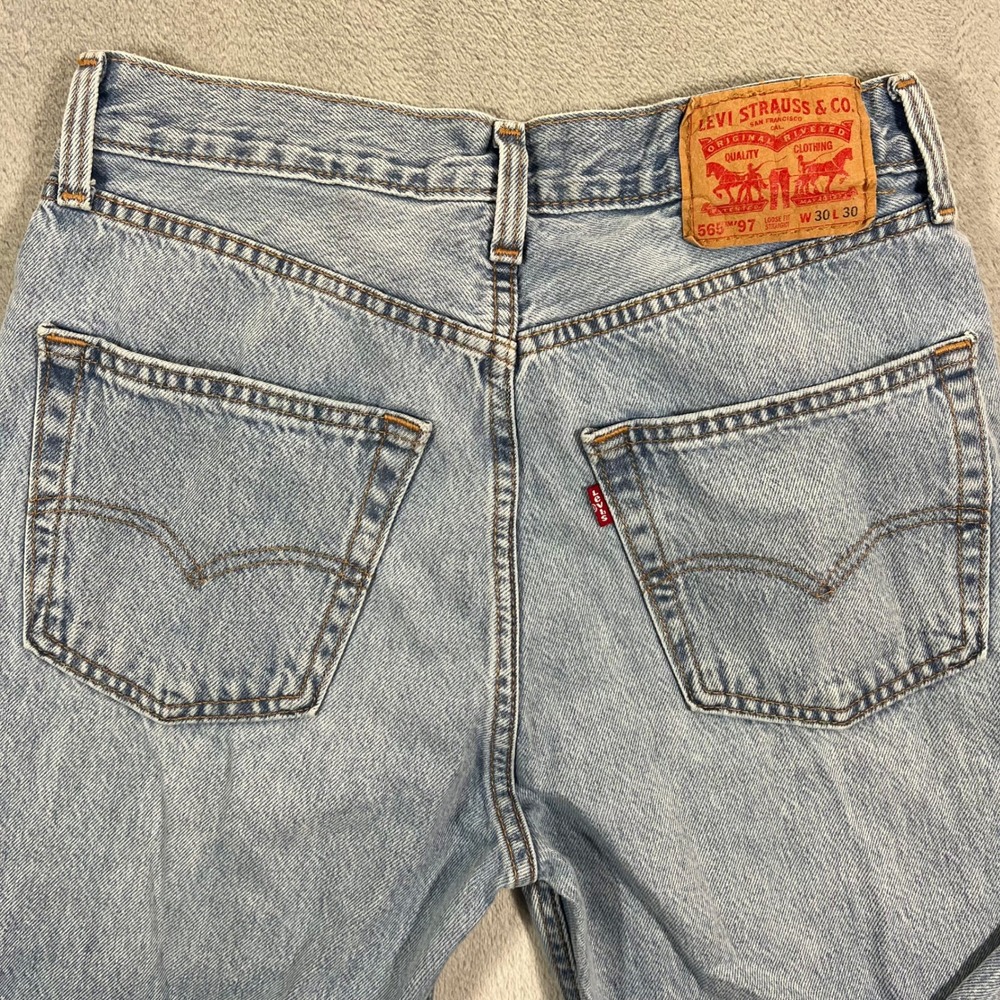 Levis 565 97 Loose Fit Straight Men 30x30 Light Wash Blue Cotton Jeans - Picture 12 of 14
